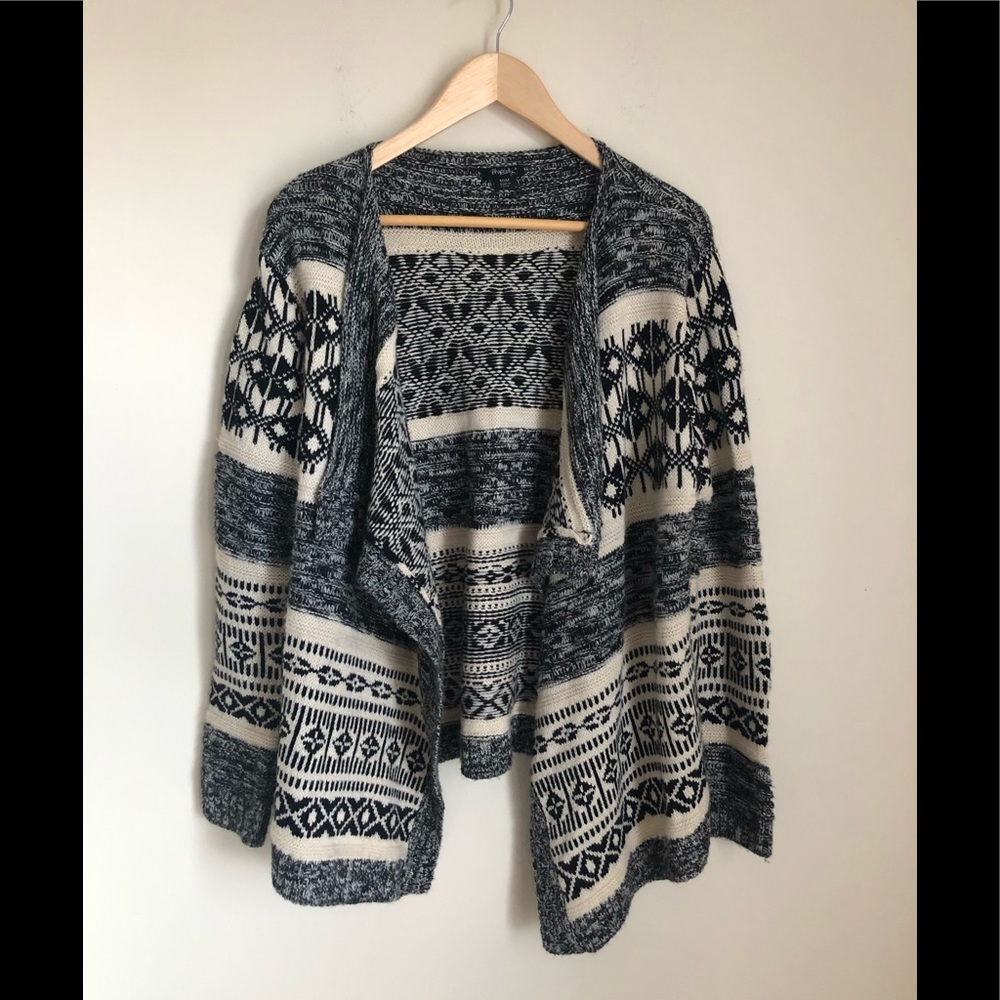 NWOT Rhapsody gorgeous waterfall Cardigan